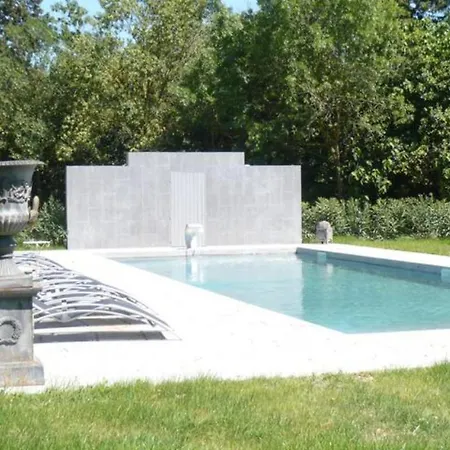 Les Templiers - Petit Bizerty 36 Pers Saint-Gilles (Gard)