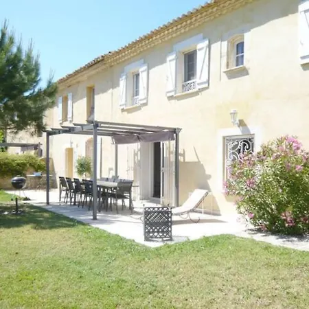 Les Templiers - Petit Bizerty 36 Pers Saint-Gilles (Gard)