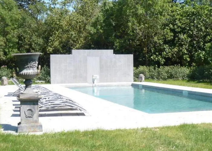 Les Templiers - Petit Bizerty 36 Pers Saint-Gilles (Gard)
