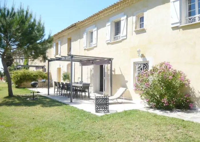 Les Templiers - Petit Bizerty 36 Pers Saint-Gilles (Gard)