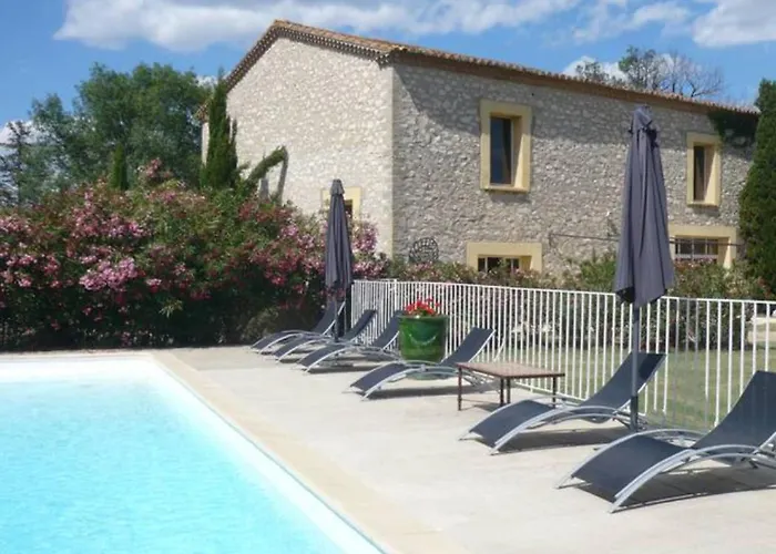 Les Templiers - Petit Bizerty 36 Pers * Saint-Gilles (Gard)